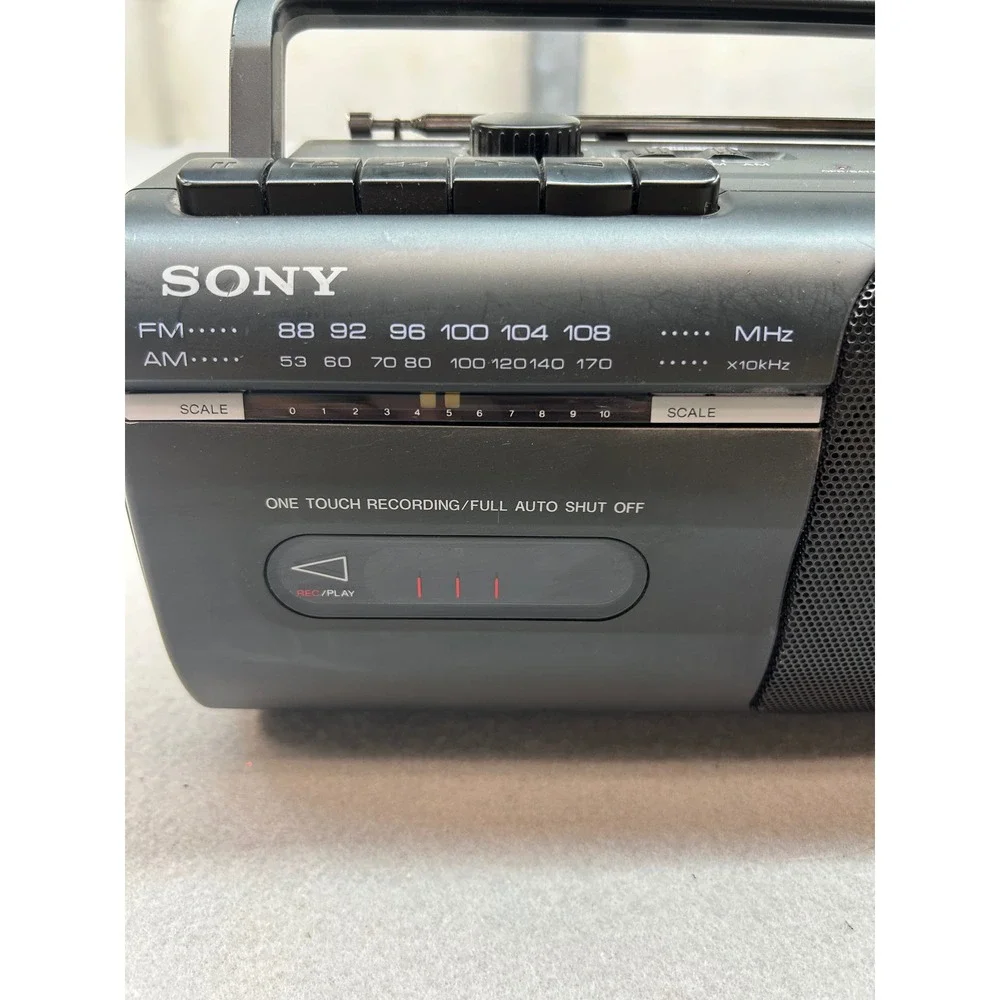 Sony CFM-10 Radio Cassette-Corder AM FM Portable Player Black